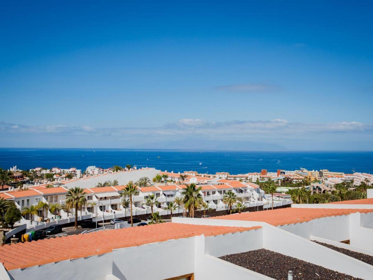 486 B Island Village Apartament